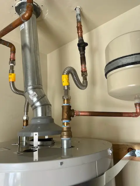 Water heater installation and plumbing repair in Kingswood West